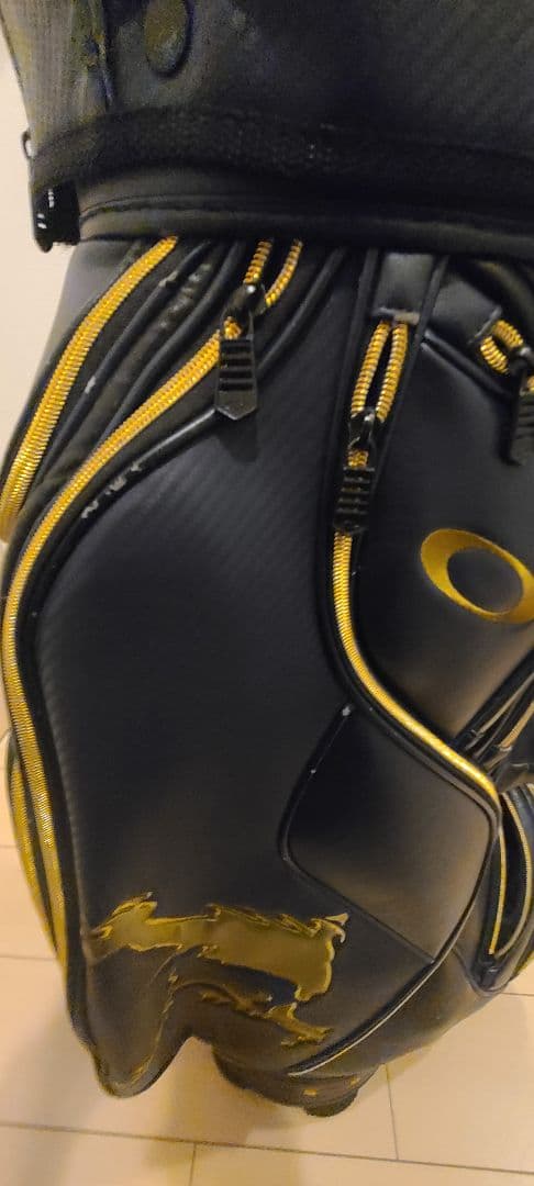 OAKLEY キャディバック　ゴールド　スカル