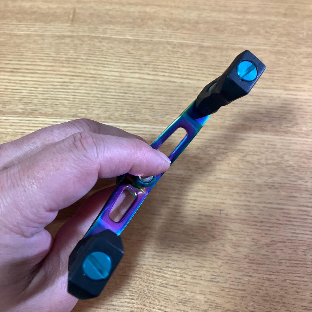 美品　ダイワ用　エメラルダスカラー　ドレス　ダブルハンドル　ハイテン　スタンド