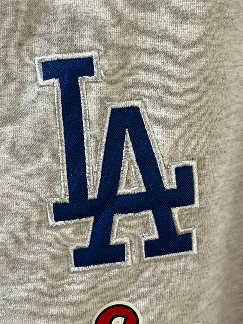 MLB メジャーリーグスウェットシャツ Mサイズ　刺繍　美品✨