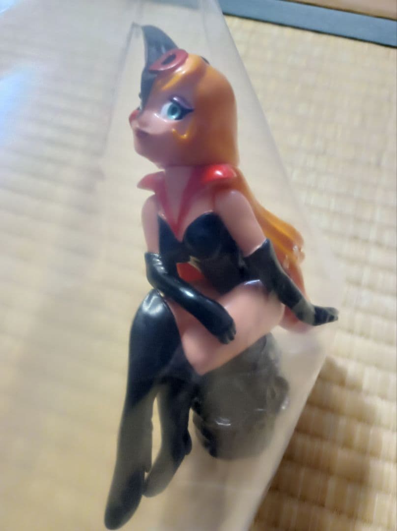 ヒカリトイズ ソフビ ドロンジョ ヤッターマン タツノコプロ
