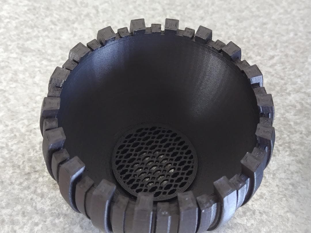 【メルカリ限定オリジナル鉢底ネット付】3Dプリンター鉢 5号 relief001