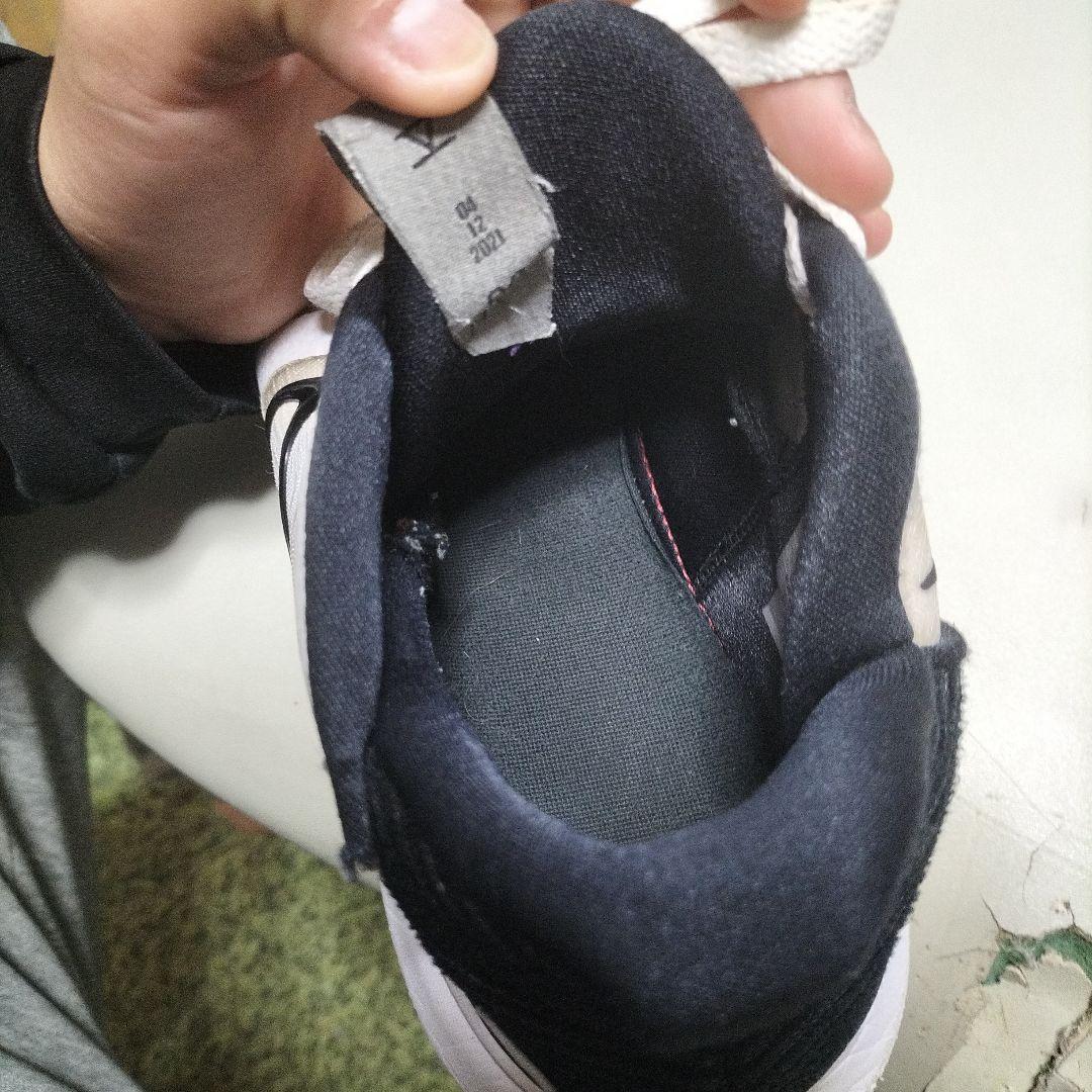 Nike Kyrie 5LOW ホワイト/ブラック