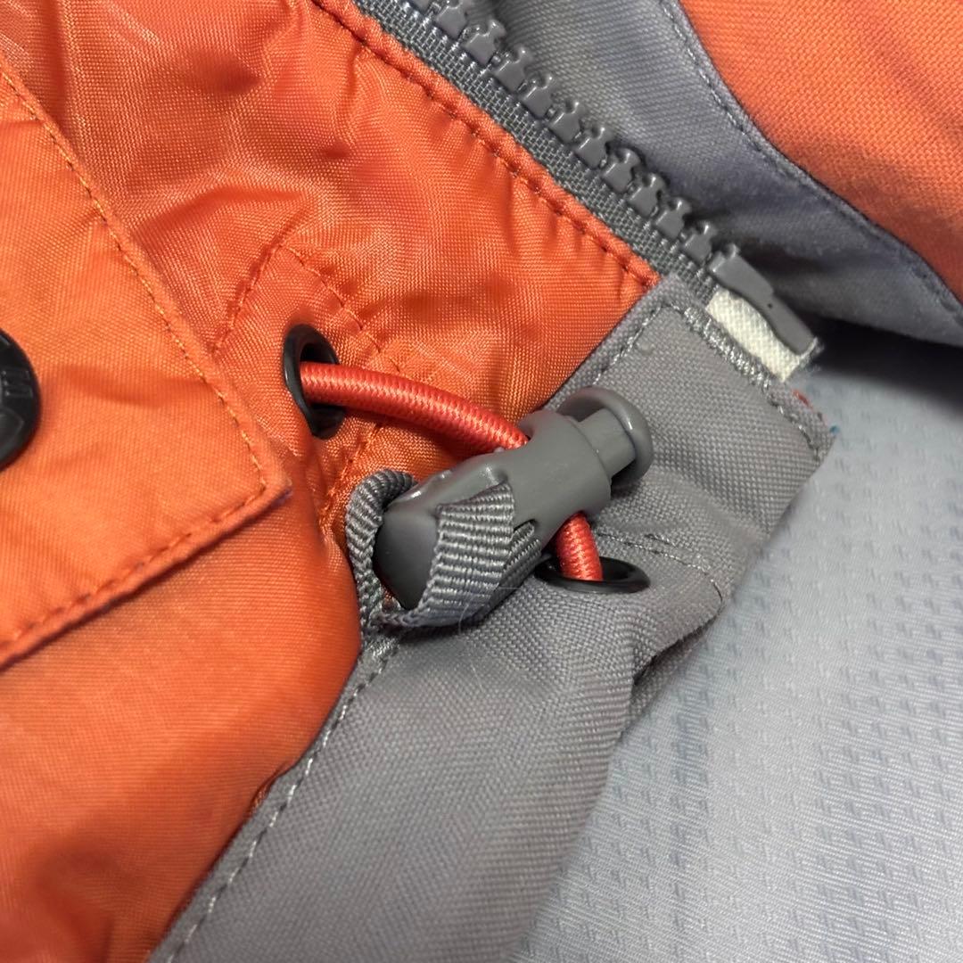 BURTONトップス&マンダリンダック 上下セットアップ スノーボードウェア Ｌ