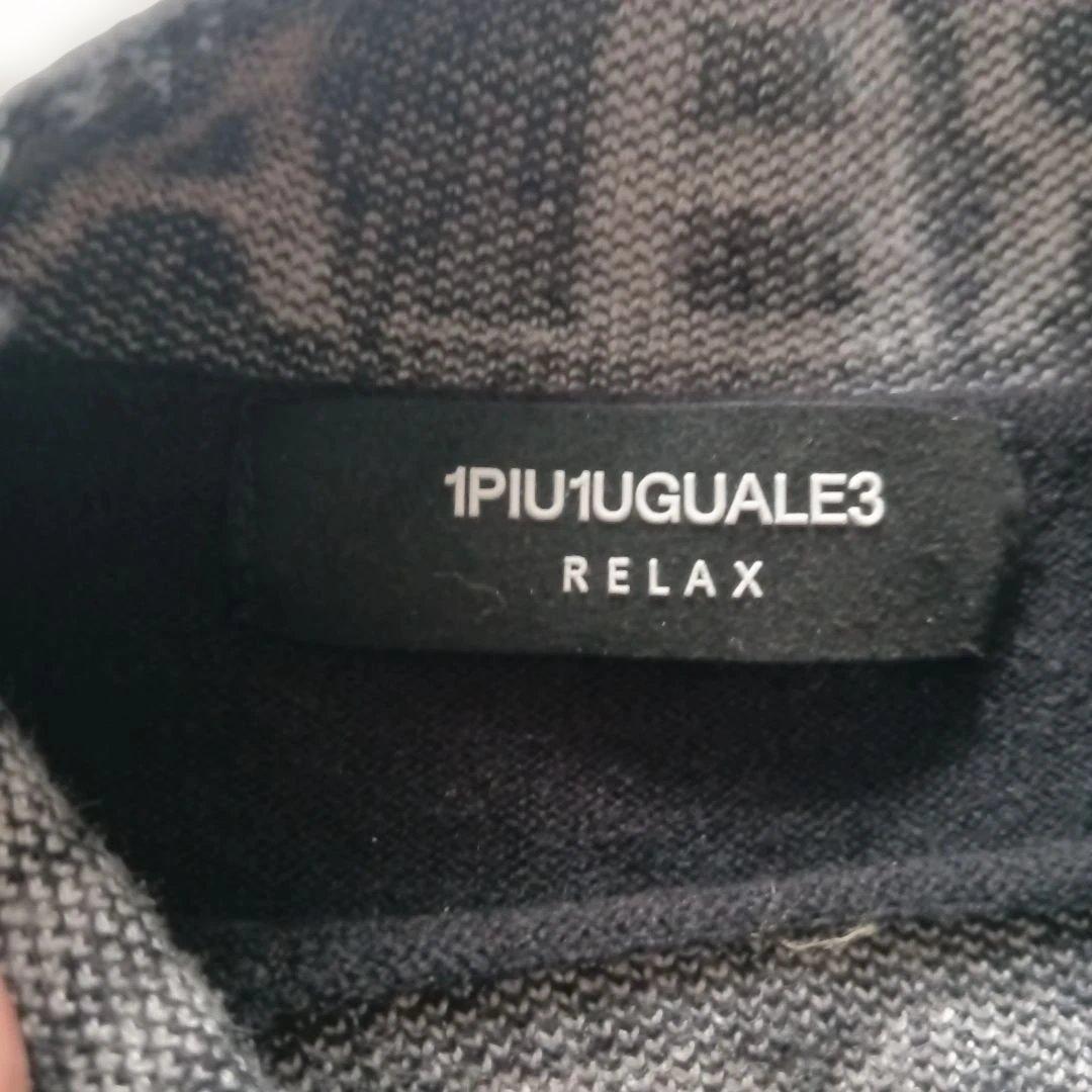 1PIU1UGUALE3Relax ブラック ハイネック L 美品