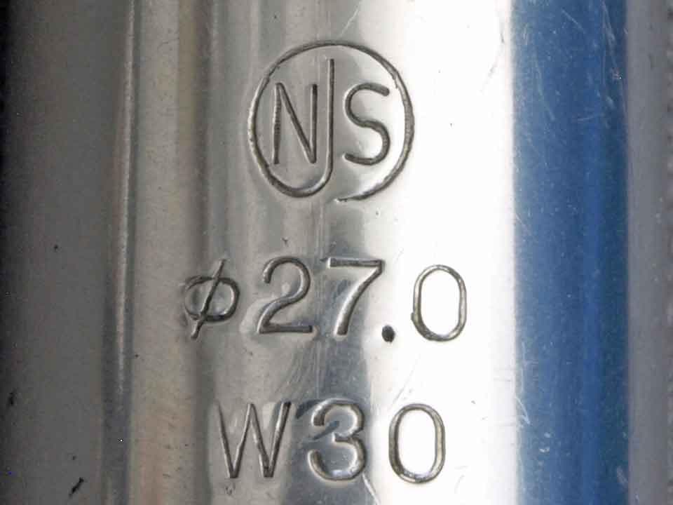 日東（NITTO）NJSシートピラー NJ-SP72 W30 φ27.0mm中古
