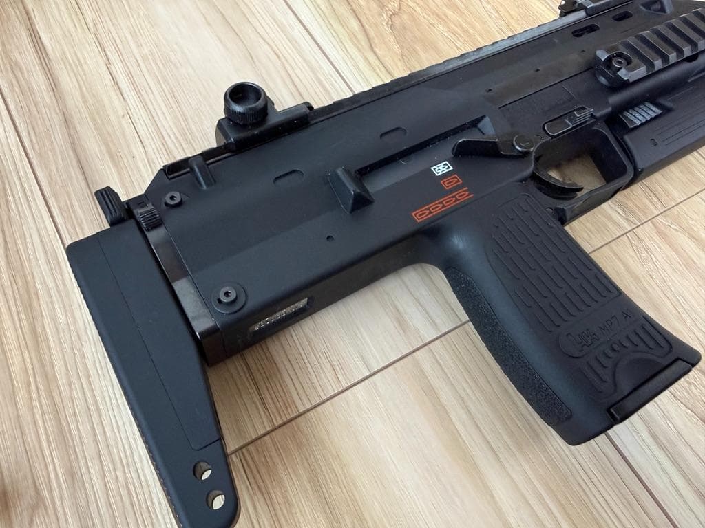東京マルイ 電動コンパクトマシンガン MP7A1 18歳以上 電動ガン