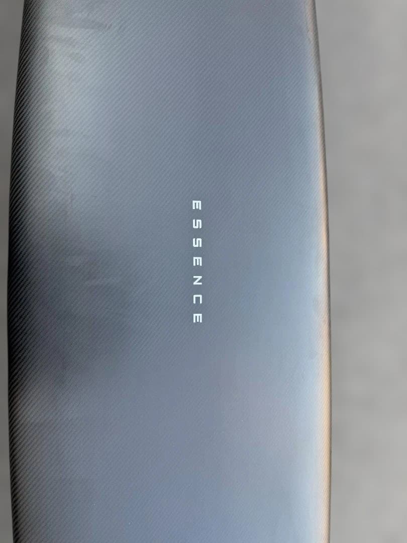 手渡　新品同様　ESSENCE GOO MID CARBON　7'8　リペア済