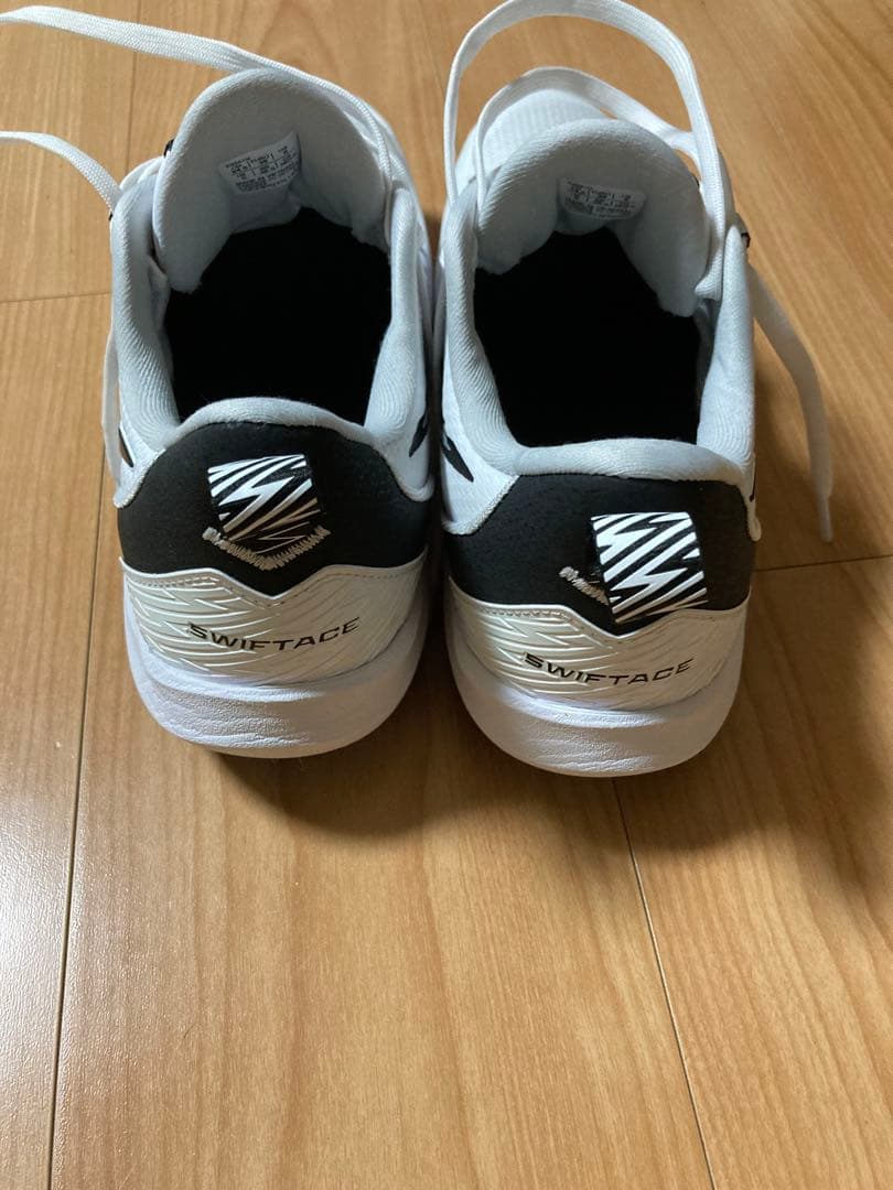 asics バッシュ SWIFTACE スウィフトエース 24.5