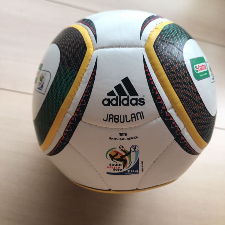サッカー 2010年南アフリカW杯 記念ボール ジャブラニ (直径11センチ)