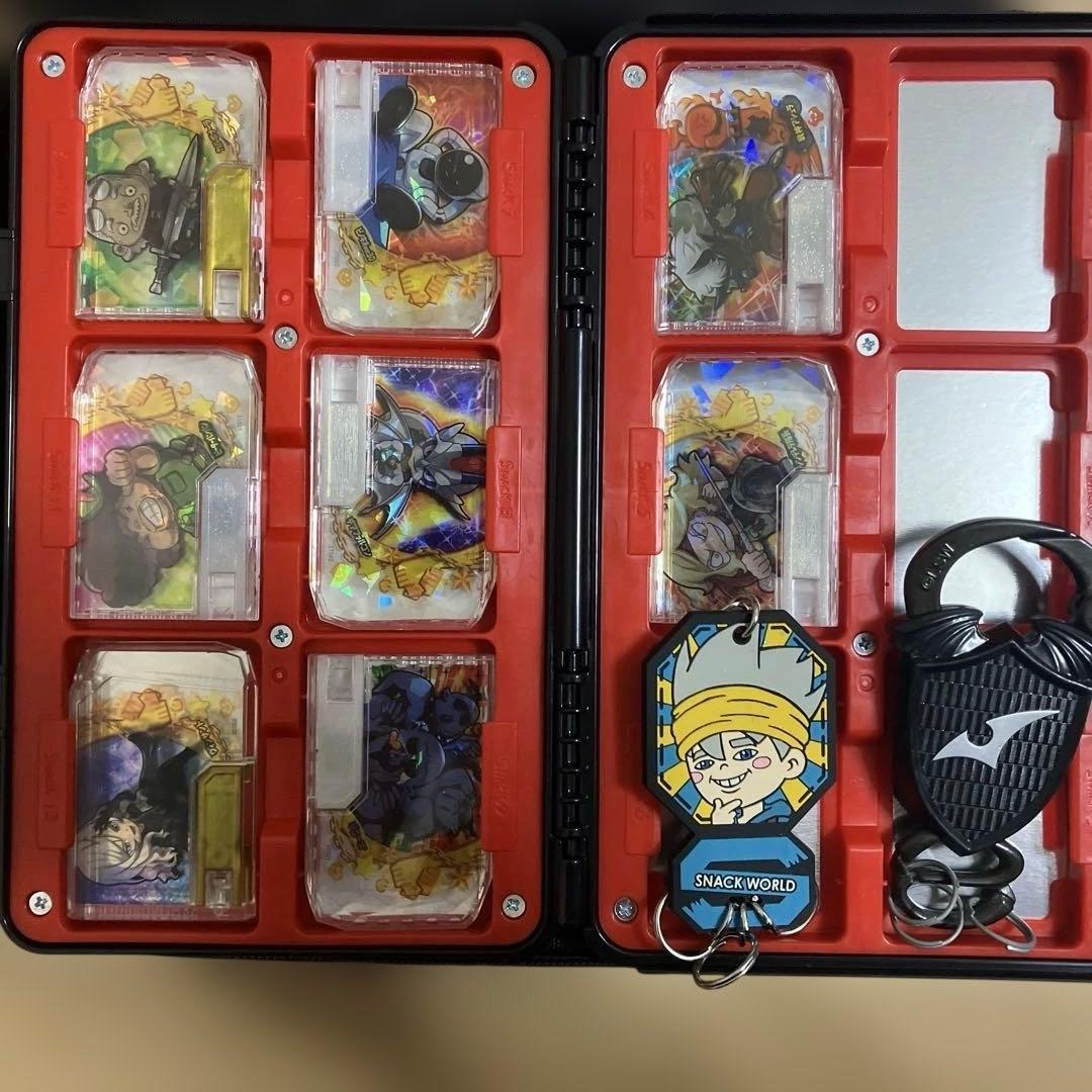 ジャラステ　ジャラ、スナック、カード、カラビナ