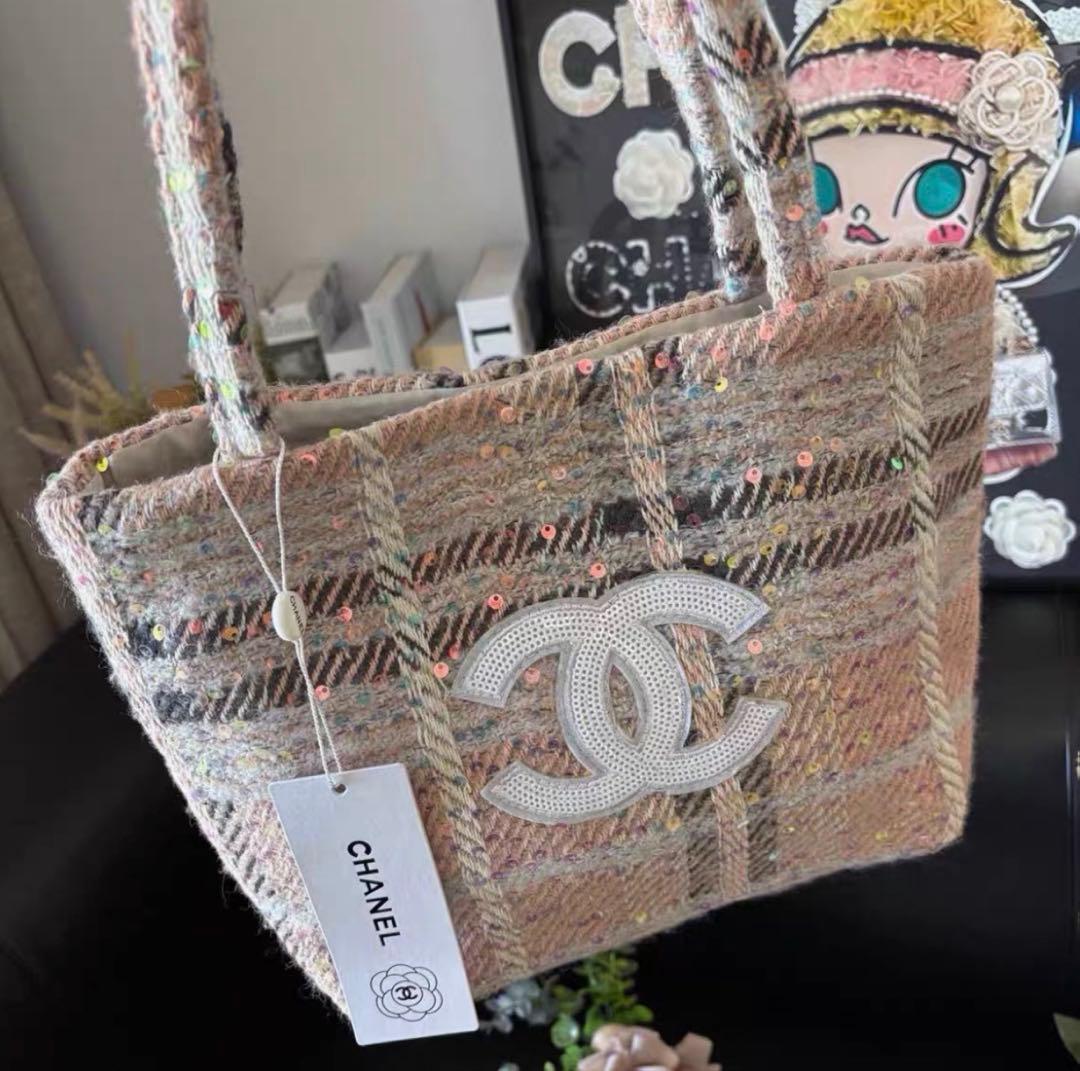 CHANEL ピンク　シャネルビューティーノベルティバッグ　ツィードスパンコール
