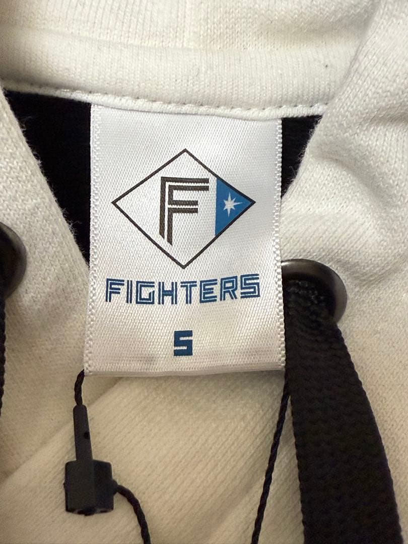 【新品】ファイターズロゴフーディー（野村　佑希＃５）