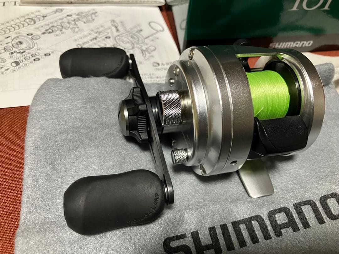 SHIMANO 12CALCUTTA 101 シマノ　12カルカッタ