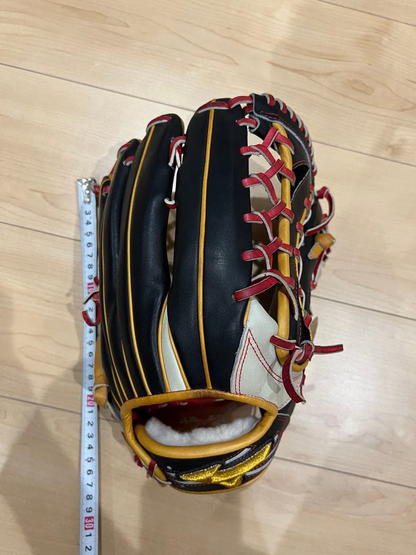 Mizuno Pro 外野軟式用グローブ 黒/白/赤