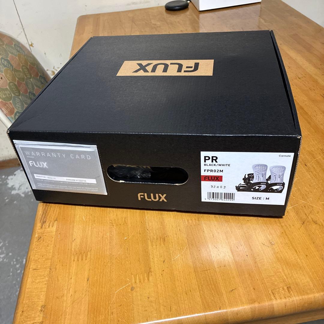 FLUX PR スノーボードビンディング ブラック/ホワイト　Ｍサイズ