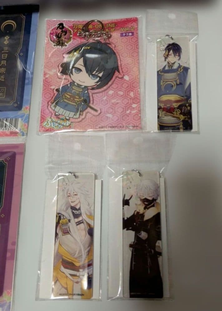 刀剣乱舞 缶バッジ ポスター アクキー しおり まとめ売り