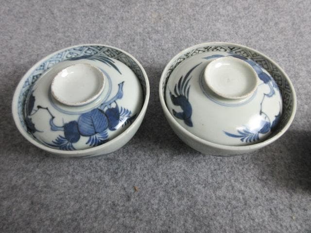 古伊万里染付蓋茶碗2個と蕎麦猪口3個 [B28765]