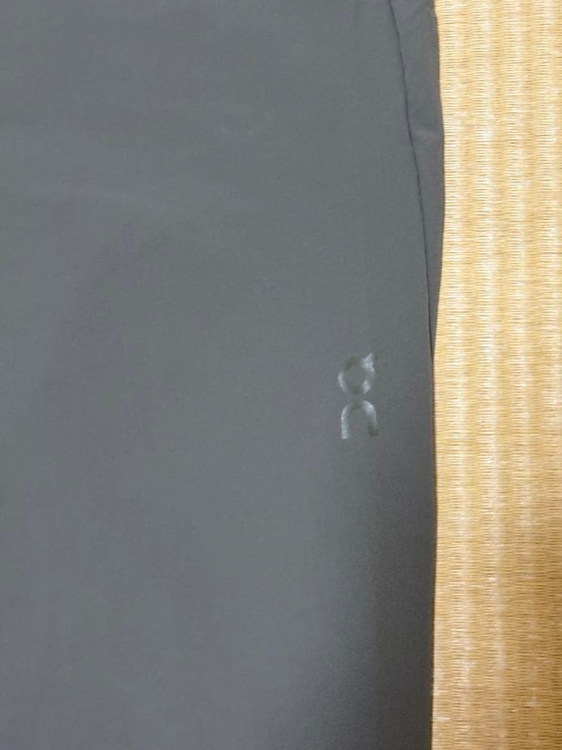 On Active Pantsアクティブパンツ オリーブグリーン
