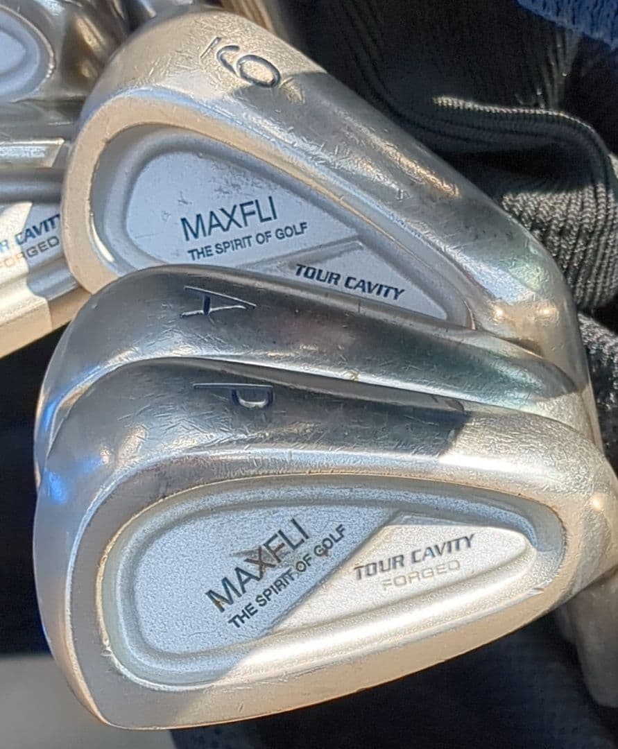 易しさ飛びTOUR CAVITY FORGED アイアンセット 3番〜PwAw