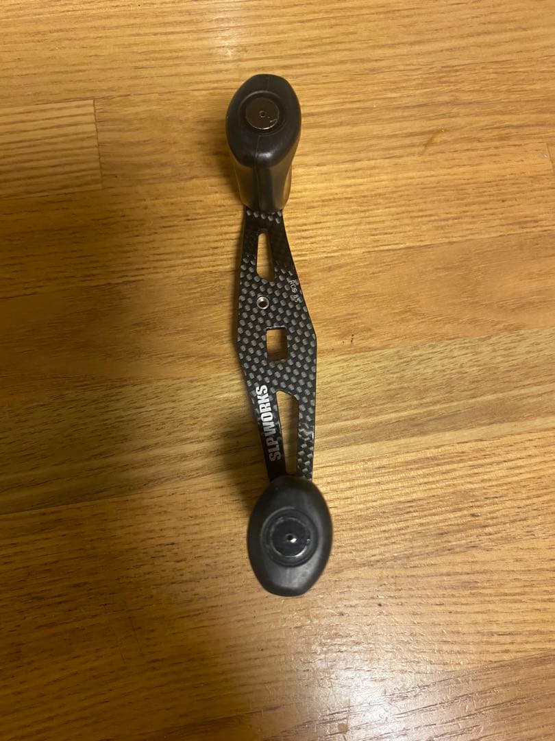 SLPワークス　85ミリオフセットカーボンハンドル　ノブ付き