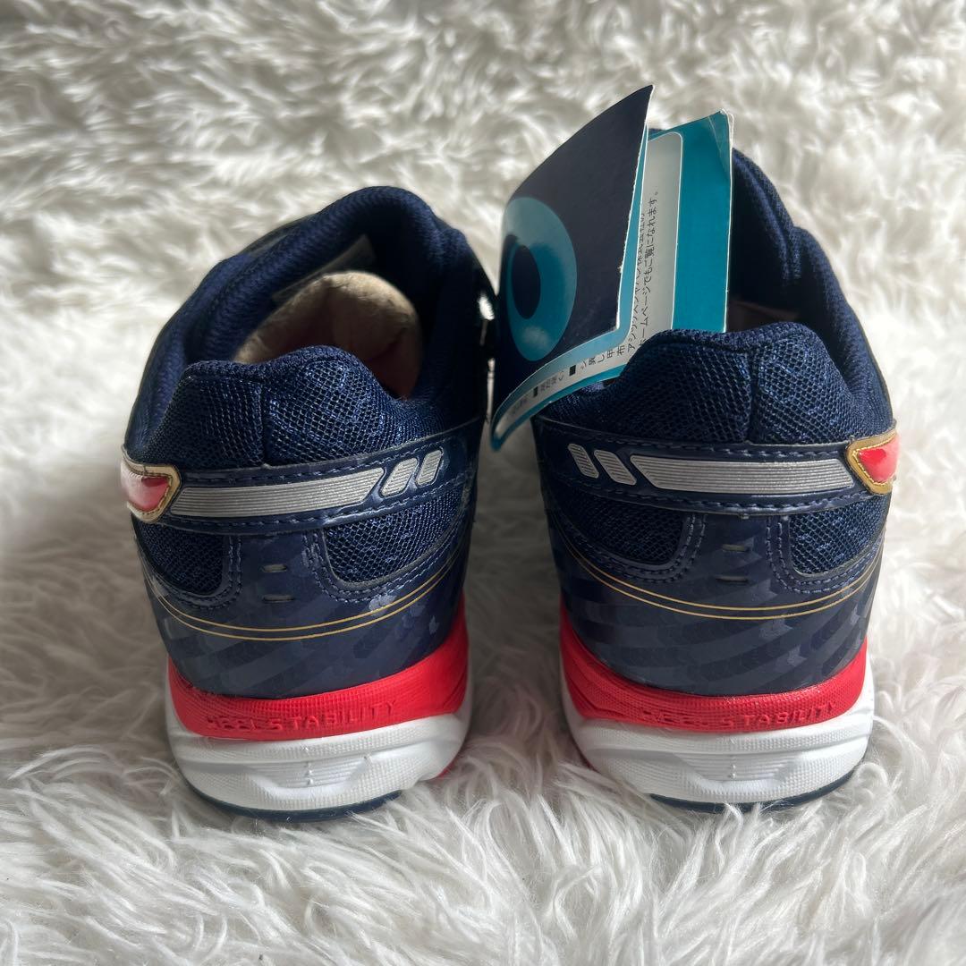 ★未使用品★asics ブライトライン SFT255