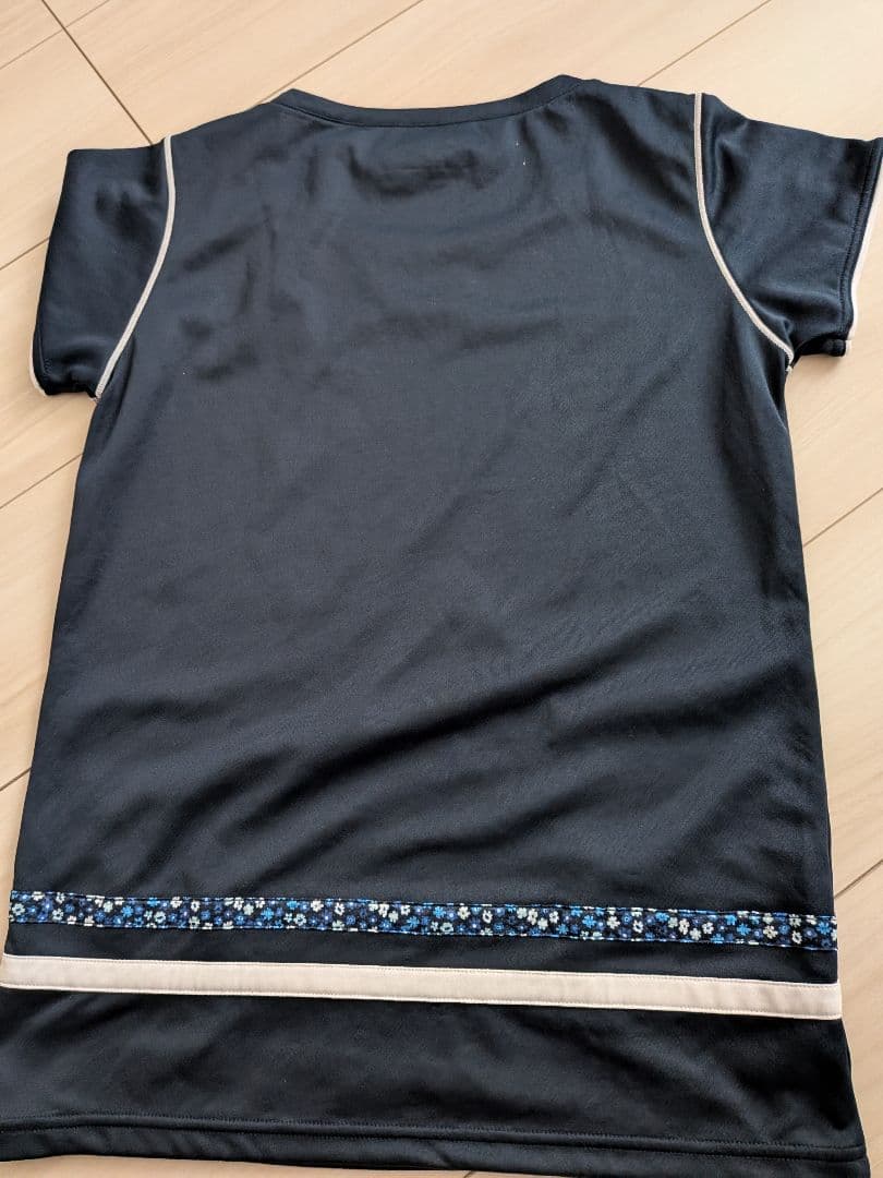 バボラテニスウェア Tシャツとショートパンツセットアップ