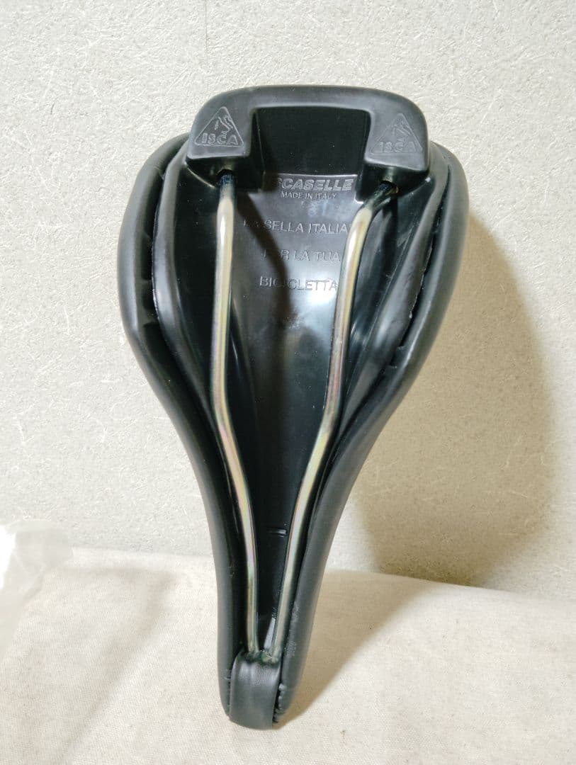 稀少新品 イスカセラサドル 80年代90年代 イタリア製 在庫わずか