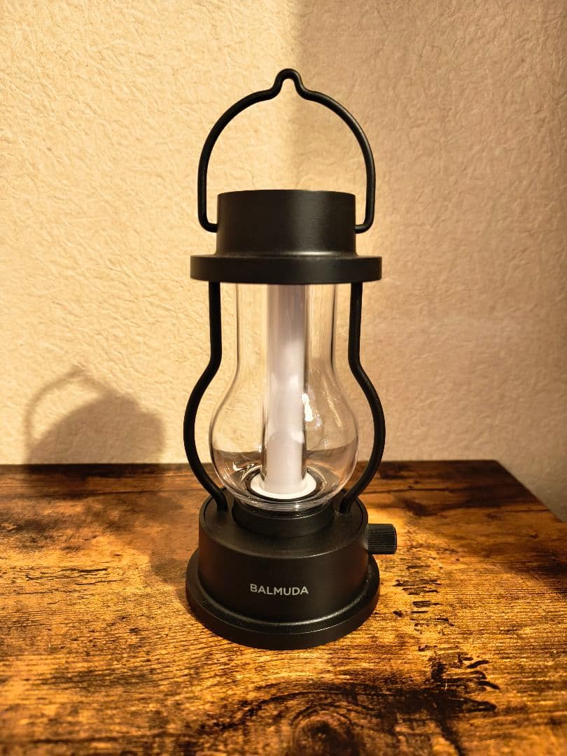 美品 バルミューダ LEDランタン ザ・ランタン ライト 照明 ブラック 黒