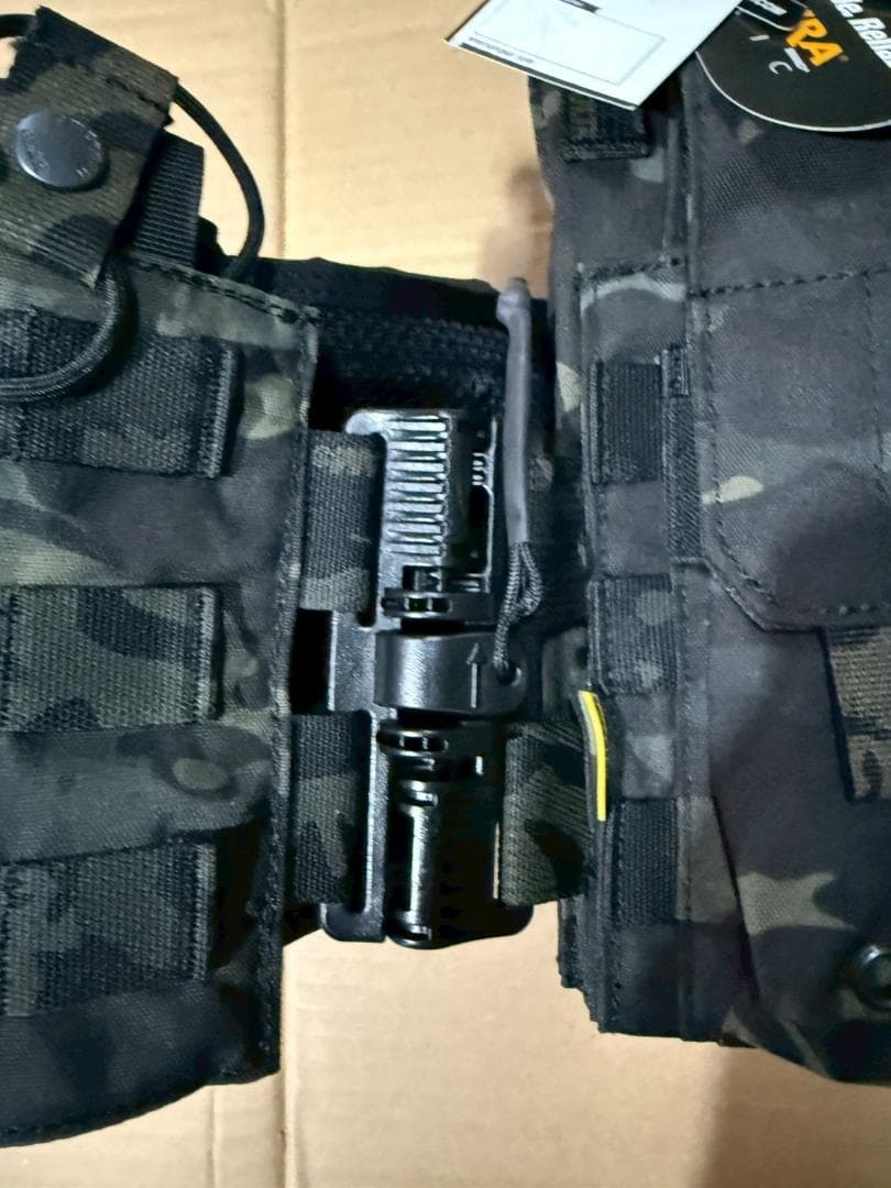 Ⓐ EMERSON 094Kスタイル プレートキャリア マルチカムブラック