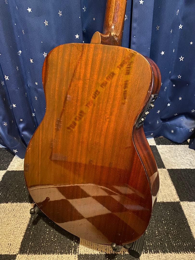 Yamaha FG130 (エレアコ仕様) 爆鳴り！