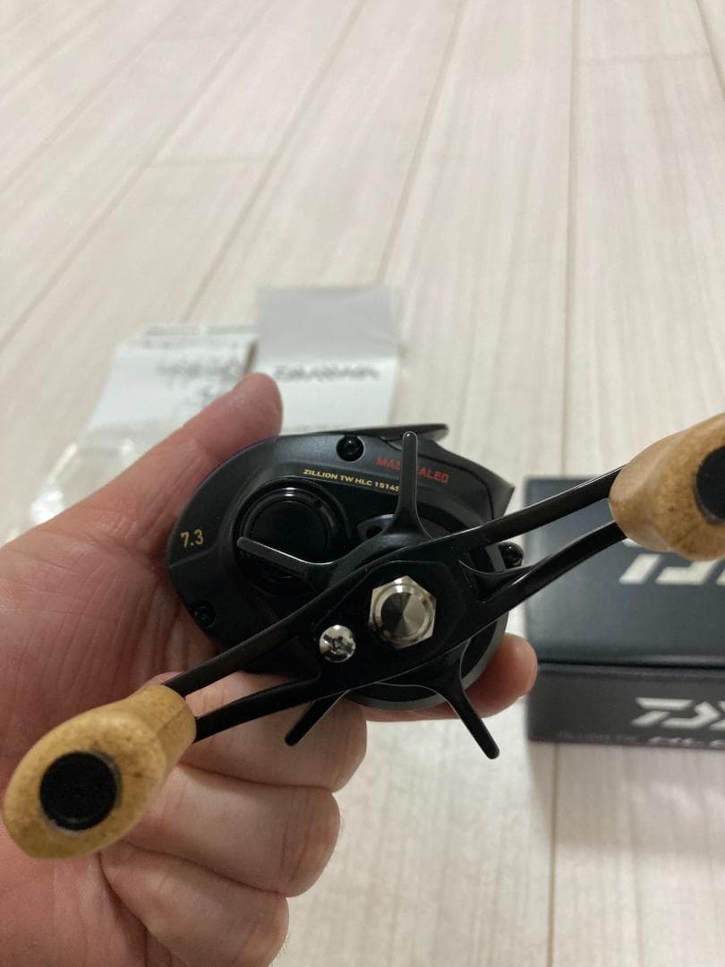 【極美品】DAIWA ダイワ ジリオン TW HLC 1514SH【試投のみ】