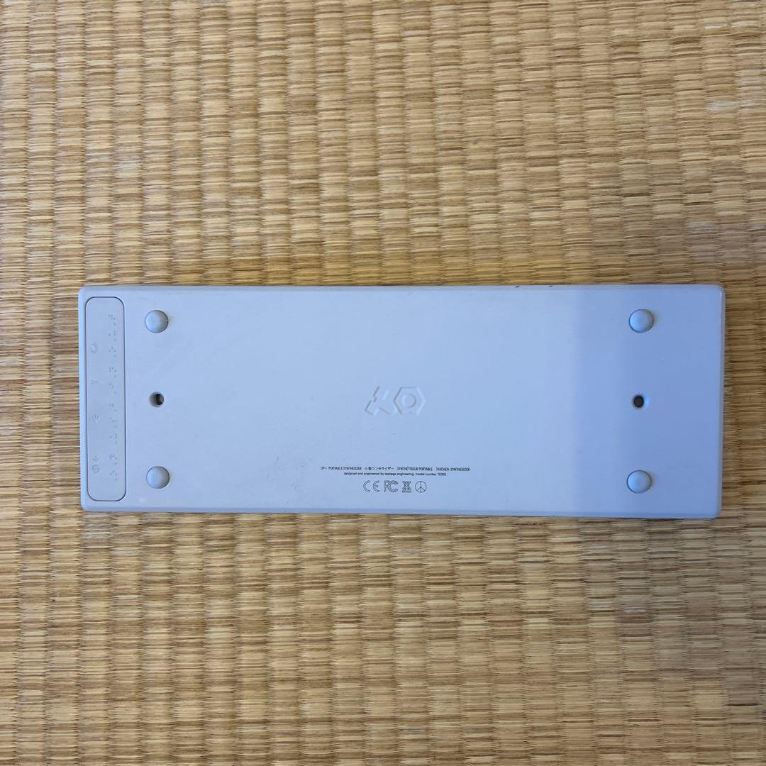 teenage engineering op-1 ポータブルシンセサイザー