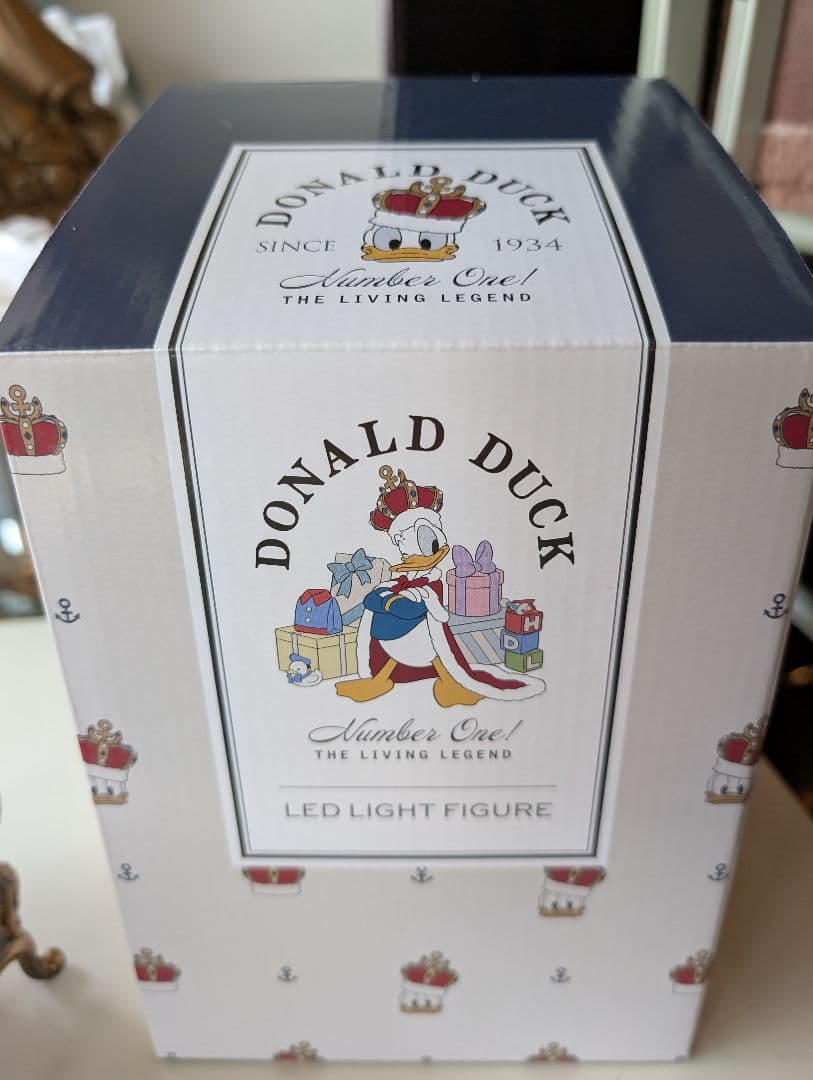 ドナルド LEDライト DONALD THE KING BIRTHDAY