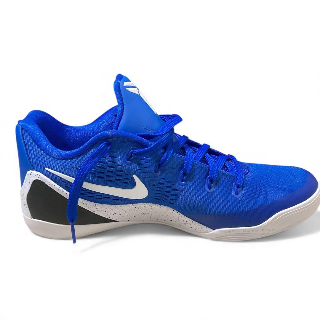 極美品　完売カラー　Nike ナイキ　バッシュ　29.5cm スニーカー