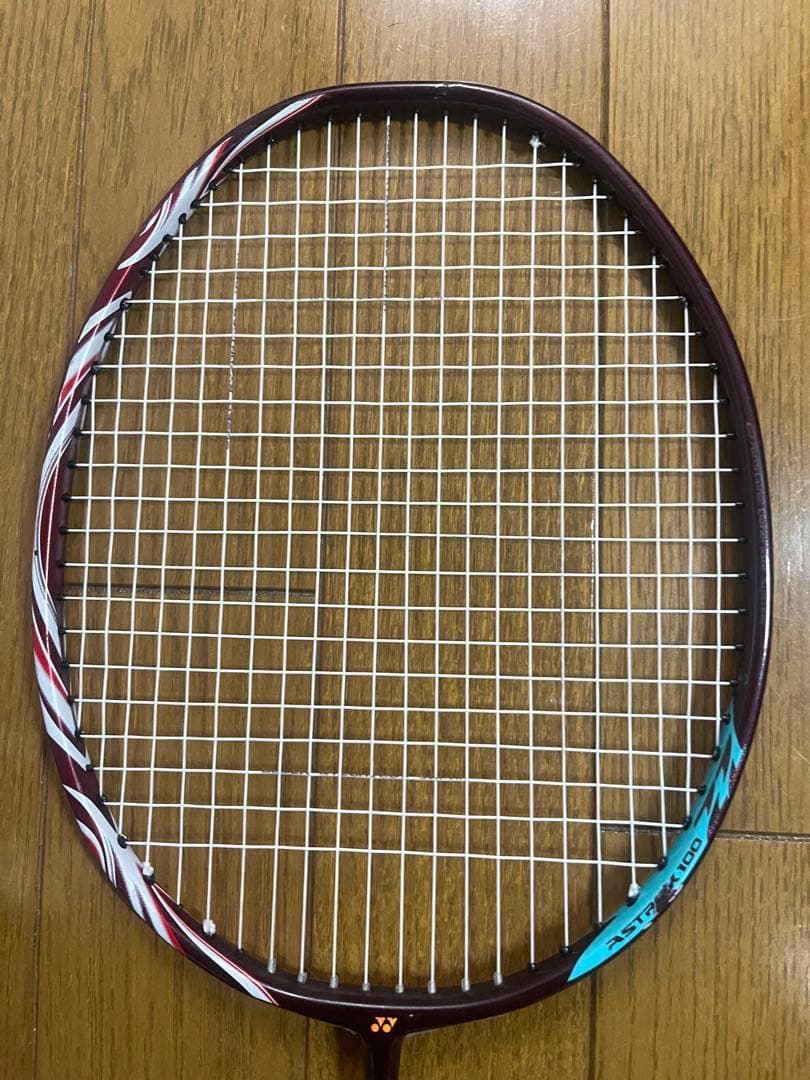ASTROX 100 ZZ バドミントンラケット　4u5