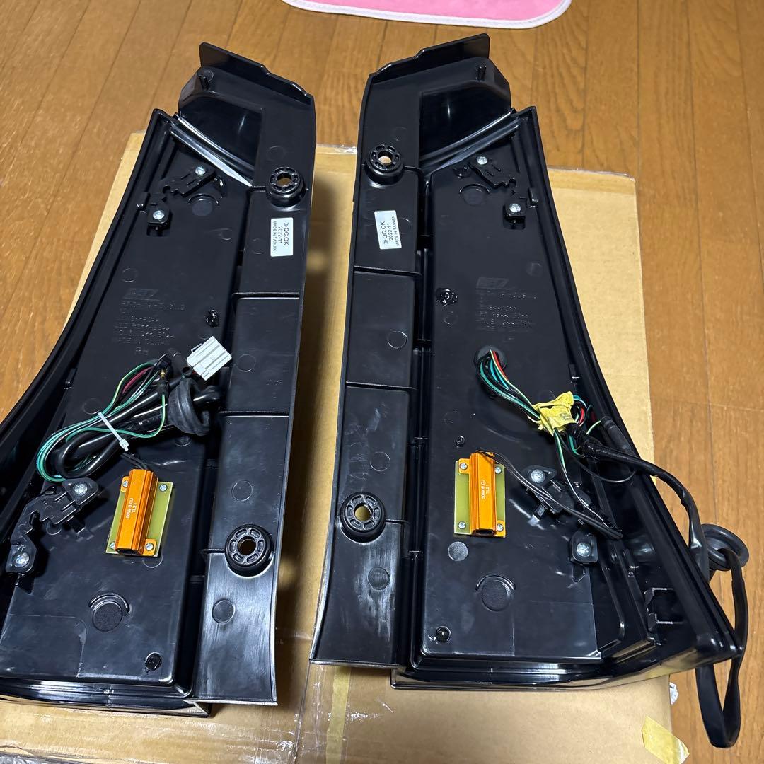 TANTO LA650S テールランプ 新しいライトバースタイル