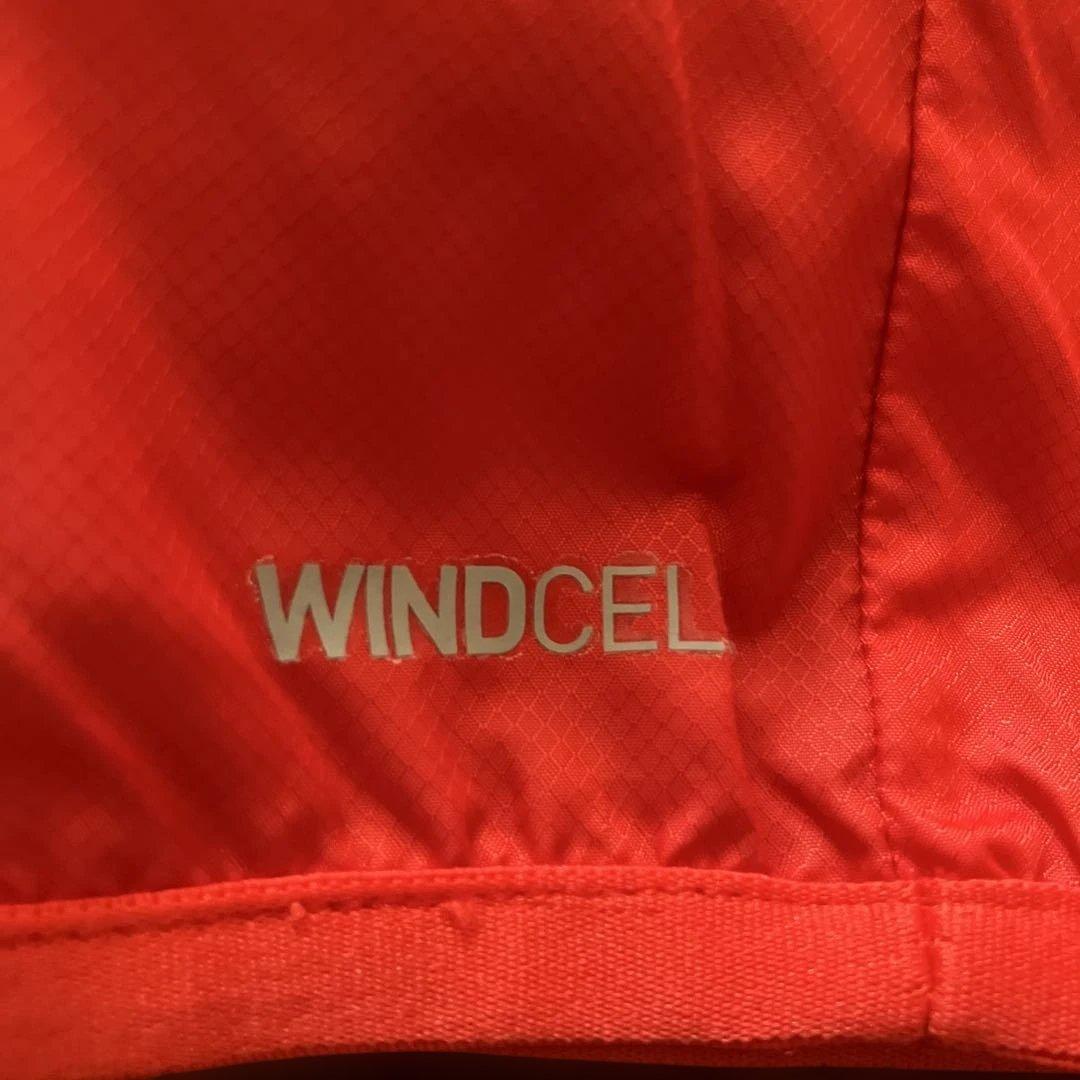 Puma 未使用品　WINDCEL レッドウィンドブレーカー　ピステ　上下セット