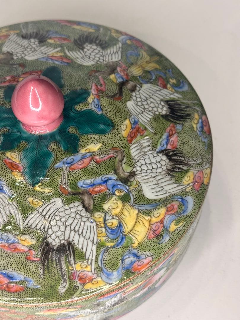 大清雍正年製 款 色絵 蓋物 果子器 菓子器 中国古美術 清代 蓋盒 鶴と花