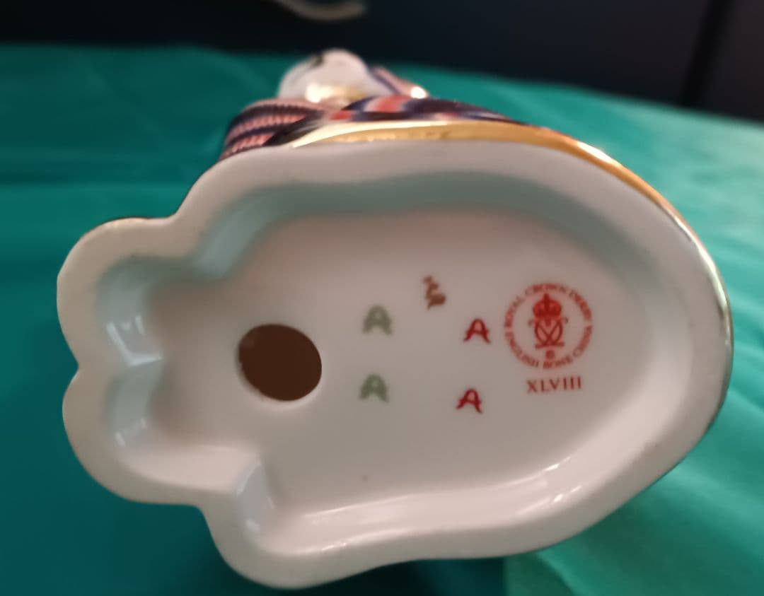 ロイヤルクラウンダービー　 CROWN　DERBY　イギリス