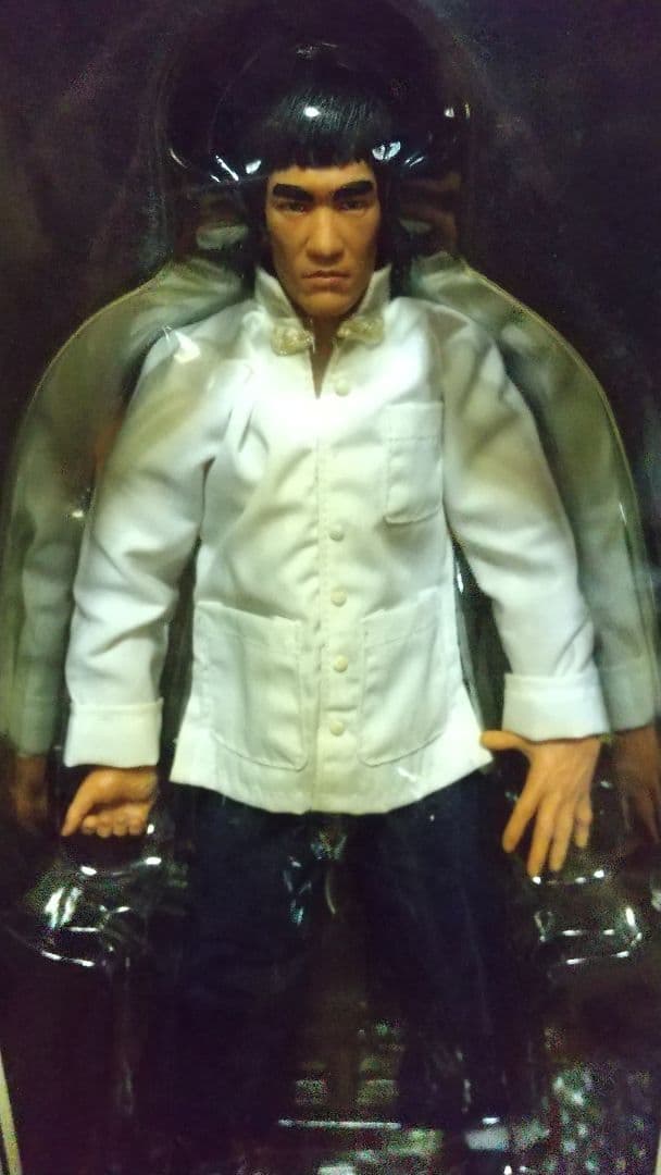 最終値下げ！新品　希少　メディコムトイ　RAH ブルース・リー　燃えよドラゴン