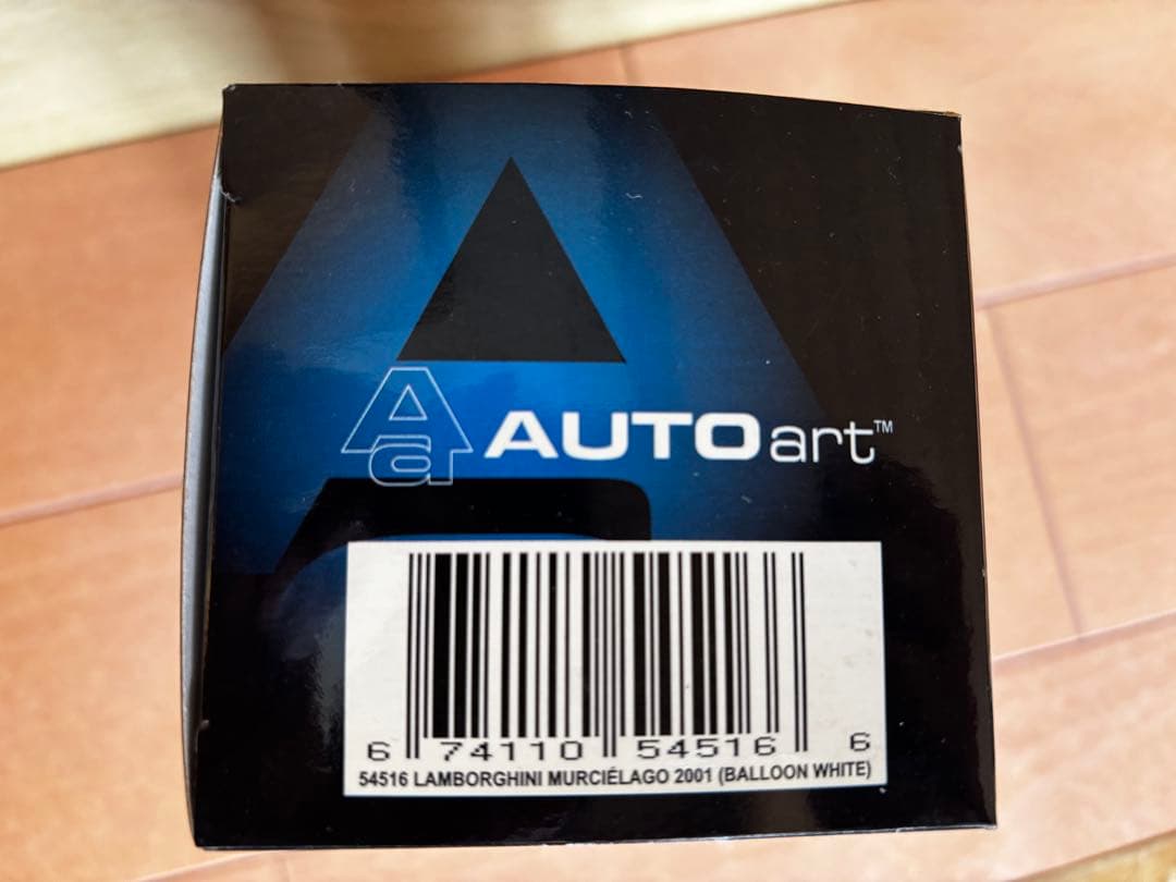 ランボルギーニ　ムルシェラゴAUTOart Murciélago 1:43
