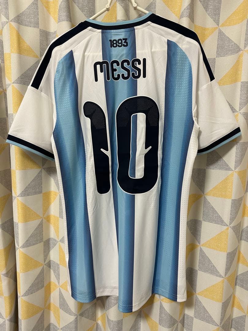 adidas アルゼンチン代表 メッシ オーセンティックユニフォーム