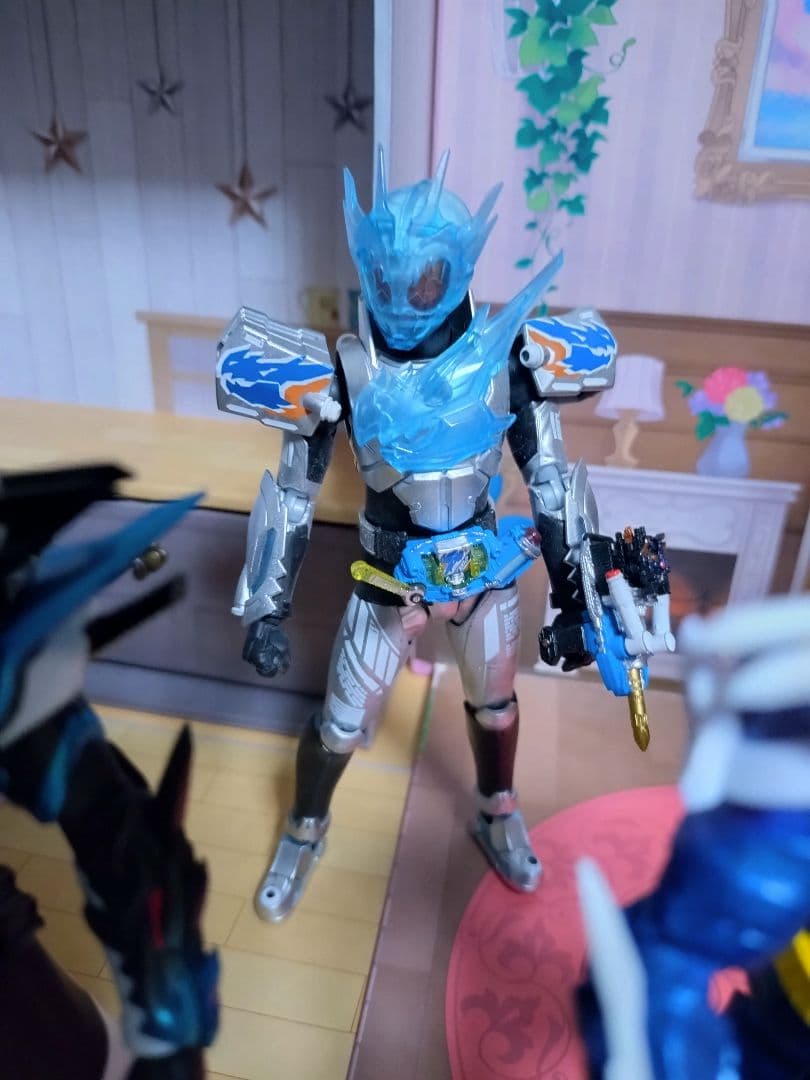 仮面ライダークローズ　フィギュアーツセット　クローズエボル
