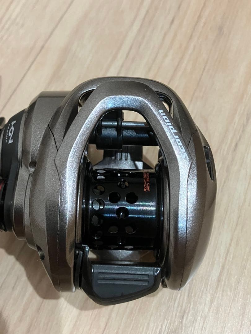 シマノ 17 スコーピオン BFS XG 左ハンドル