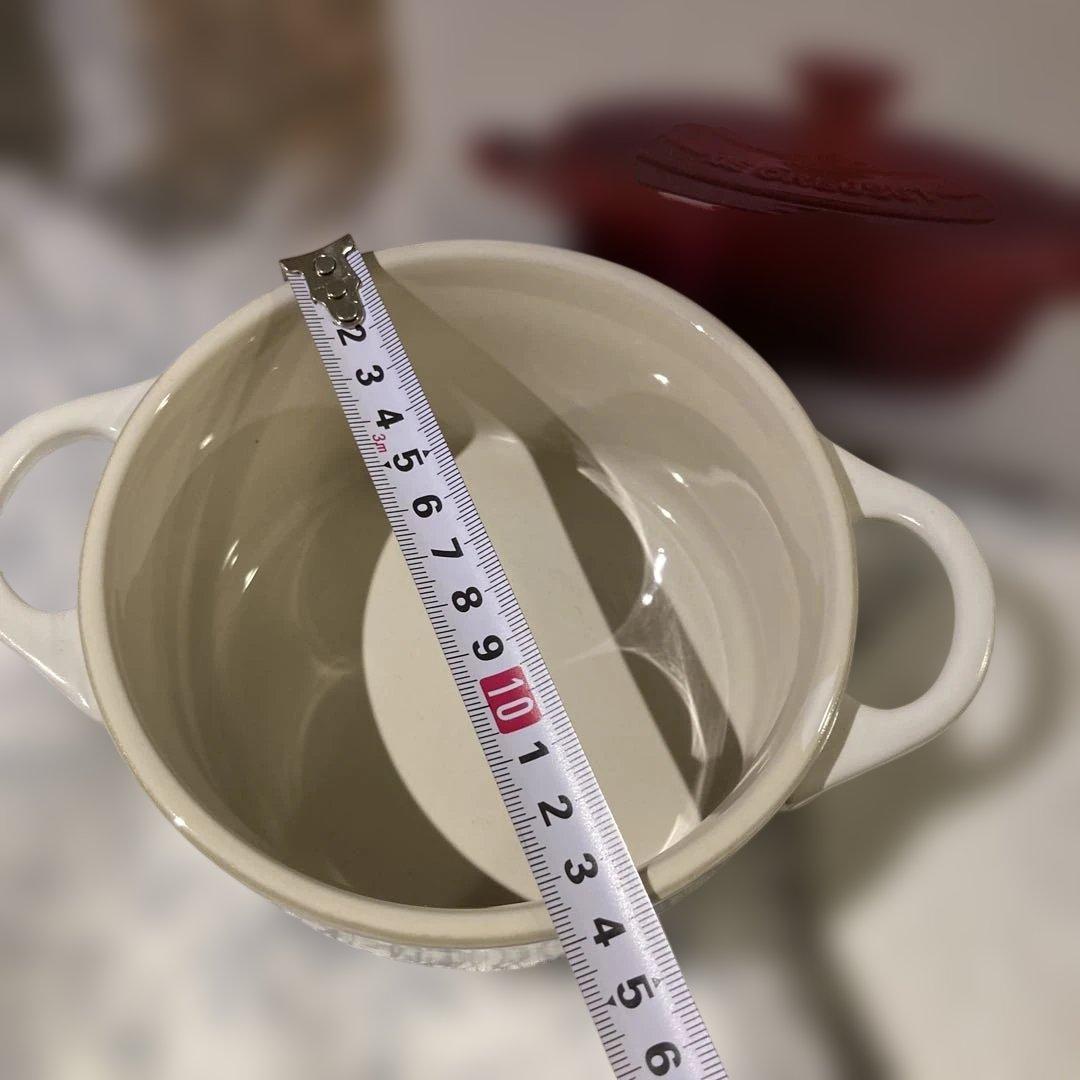ルクルーゼ　ミニロンドココット　オリーブブランチシリーズ　14cm ホワイト