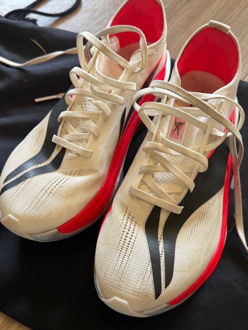 LI-NING(リーニン)] FEIDIAN 6 ELITE 競走トレーニング