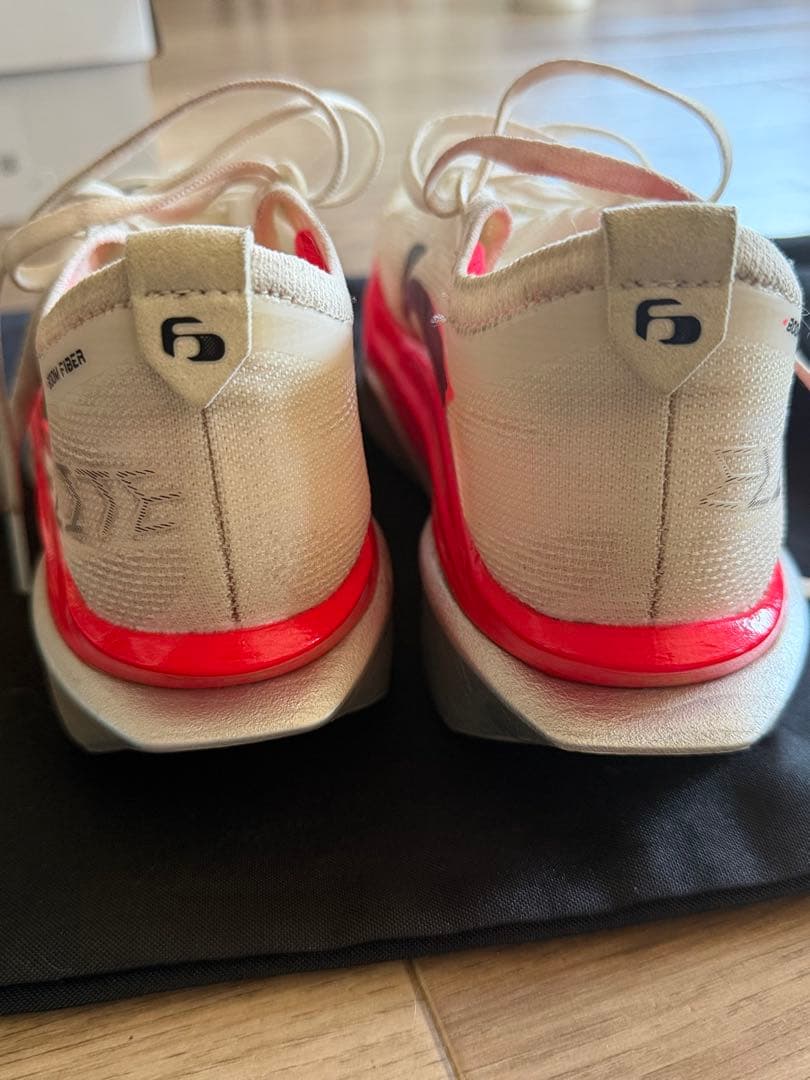 LI-NING(リーニン)] FEIDIAN 6 ELITE 競走トレーニング