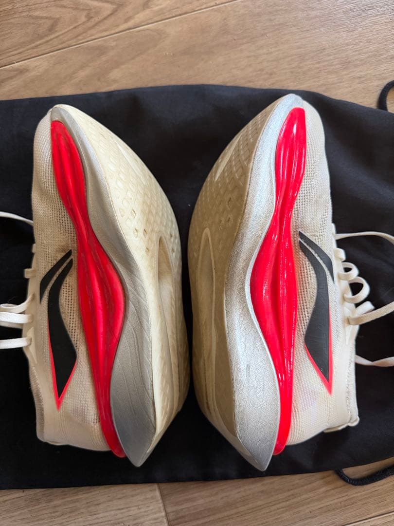 LI-NING(リーニン)] FEIDIAN 6 ELITE 競走トレーニング