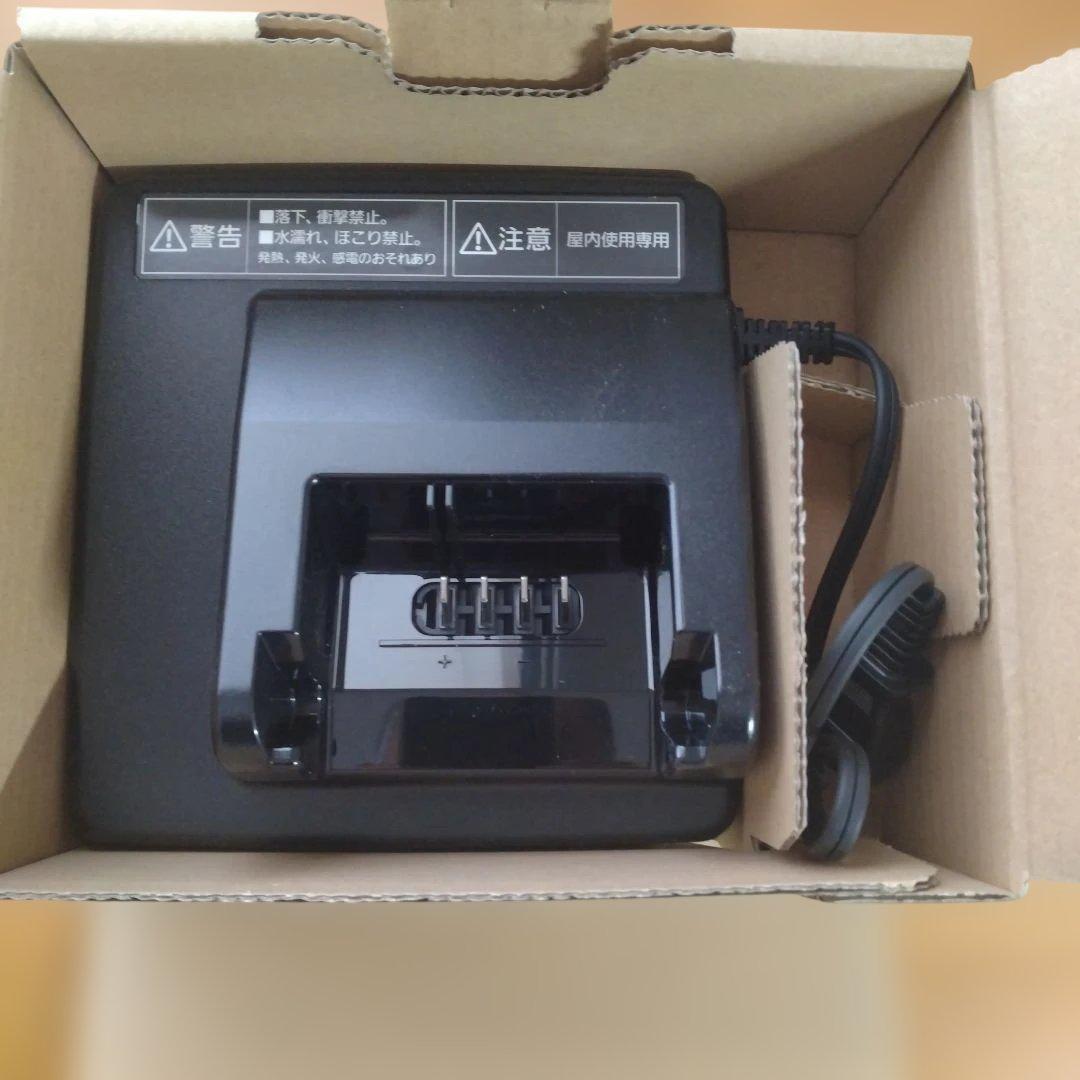 Panasonic NKJ74Z バッテリー充電器　電動アシスト自転車用