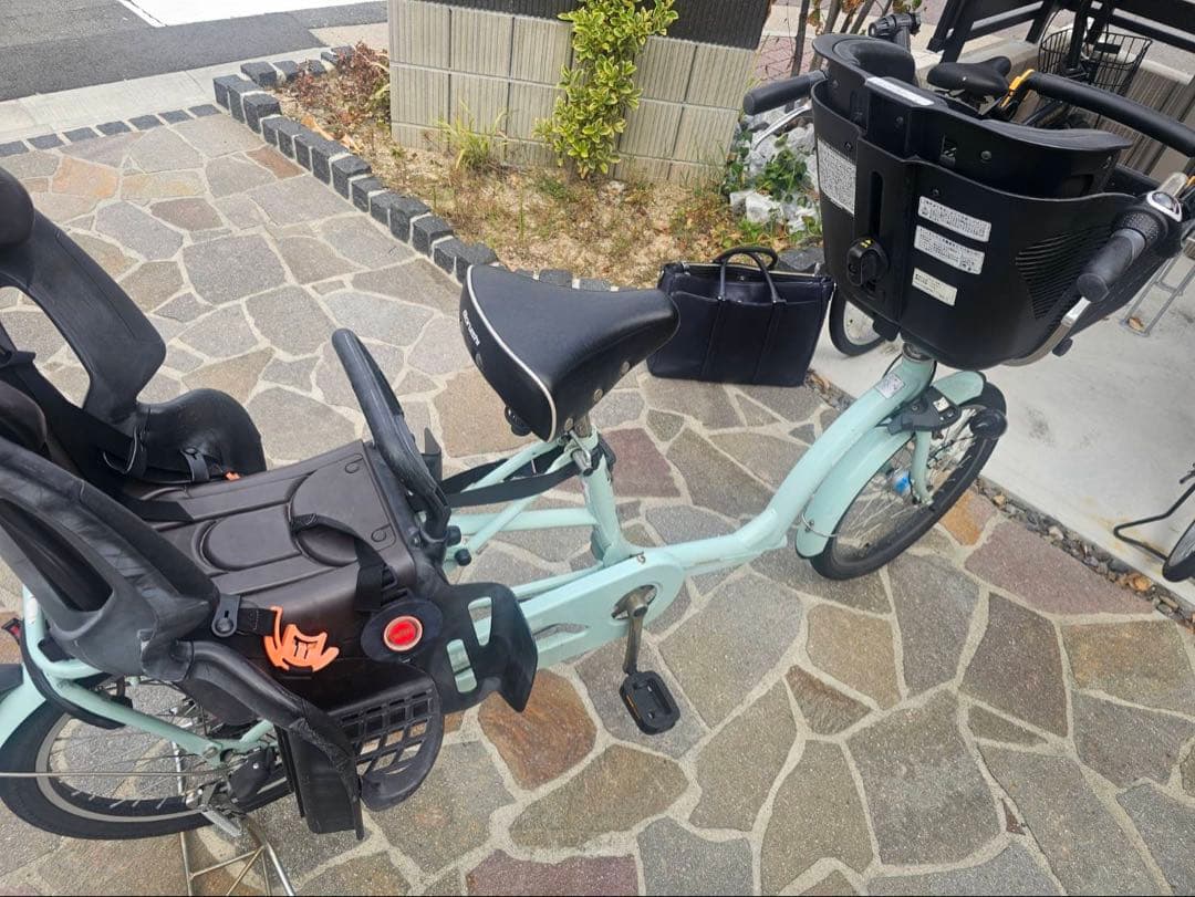 丸石サイクル　ふらっかーずシュシュ　子供乗せ3人乗り自転車　前後チャイルドシート